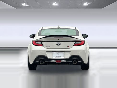 Used 2024 Toyota GR86 TRUENO Edition image 9