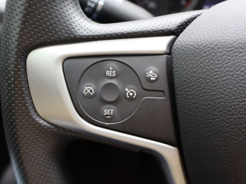 Certified 2023 GMC Acadia SLE w/ Driver Convenience Package image 19