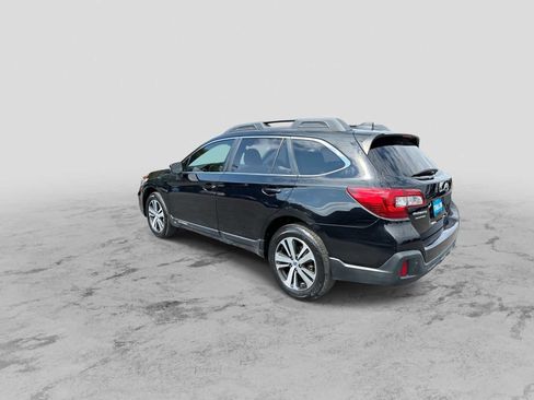 Used 2019 Subaru Outback 2.5i Limited AWD/4WD image 7