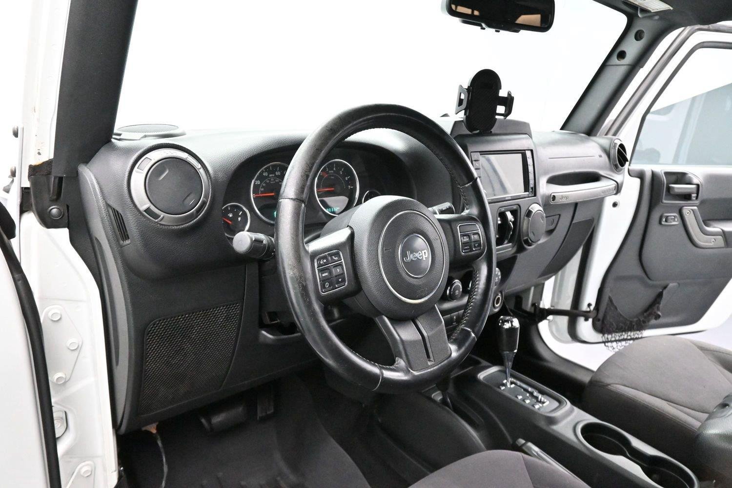 Used 2015 Jeep Wrangler Unlimited Sport w/ Quick Order Package 24S AWD/4WD image 15