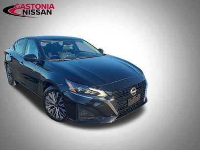 Used 2024 Nissan Altima 2.5 SV