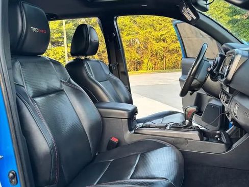 Used 2019 Toyota Tacoma TRD Pro AWD/4WD image 7
