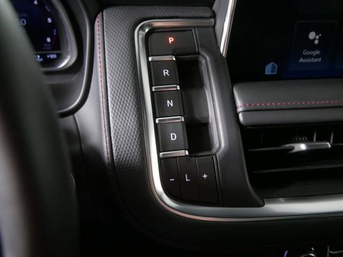Used 2023 Chevrolet Suburban RST w/ Luxury Package AWD/4WD image 25