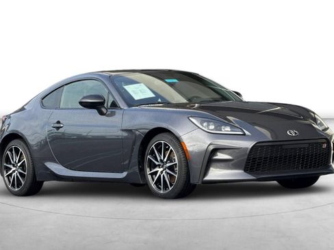 Used 2022 Toyota GR86 image 8