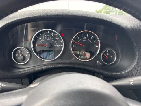 Used 2016 Jeep Wrangler Sport w/ Quick Order Package 24S AWD/4WD image 16