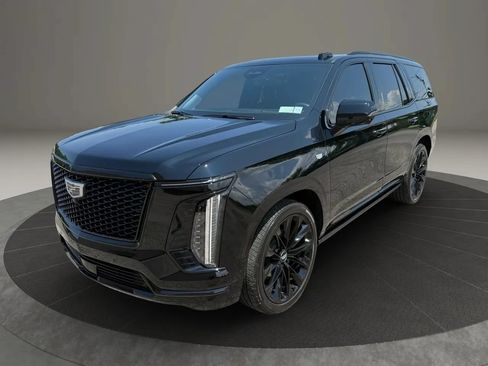 Used 2025 Cadillac Escalade Sport Platinum w/ LPO, ONYX Package AWD/4WD image 14