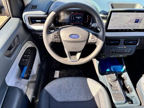 New 2025 Ford Maverick XLT image 11