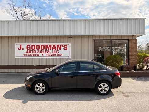 Used 2014 Chevrolet Cruze LT w/ All-Star Edition image 2