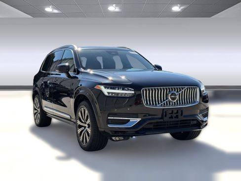 Certified 2023 Volvo XC90 B6 Plus AWD/4WD image 7