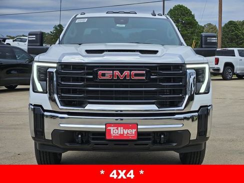 New 2026 GMC Sierra 2500 Pro image 3