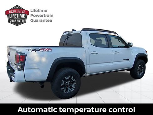 Used 2022 Toyota Tacoma TRD Off-Road image 4