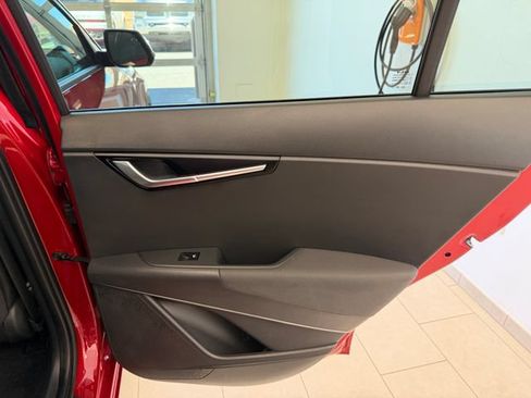 Used 2024 Kia Niro EX FWD image 41