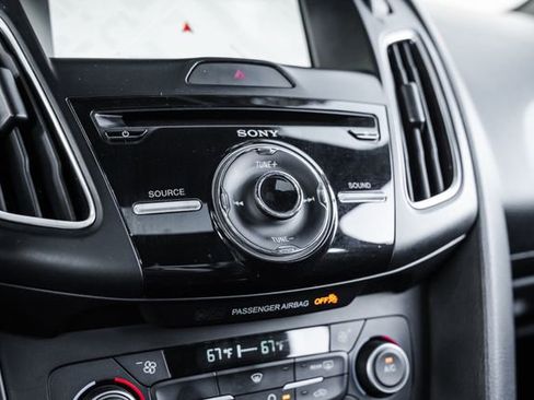 Used 2018 Ford Focus ST w/ Equipment Group 401A image 73