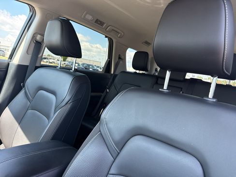 Certified 2023 Nissan Pathfinder SL AWD/4WD image 27