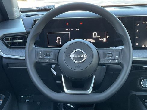 New 2026 Nissan Kicks S image 19