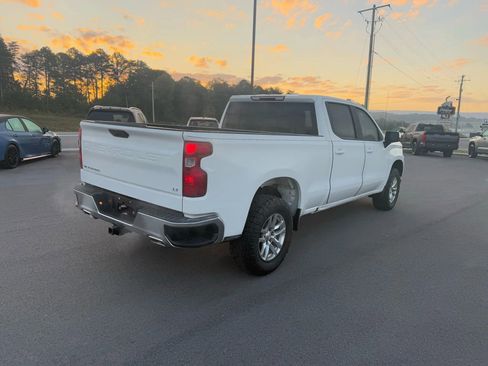 Used 2019 Chevrolet Silverado 1500 LT w/ Z71 Off-Road Package image 4