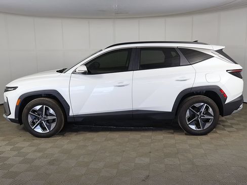 Used 2025 Hyundai Tucson SEL AWD/4WD image 14