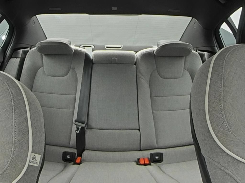 Used 2023 Volvo S60 T8 Ultimate AWD/4WD image 10