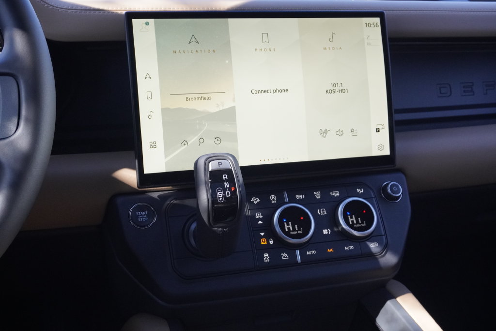 New 2026 Land Rover Defender 110 X-Dynamic SE AWD/4WD image 15
