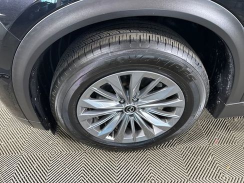 Used 2024 MAZDA CX-90 Plug-In Hybrid w/ Preferred image 10