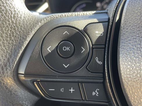 Used 2025 Toyota RAV4 LE image 21