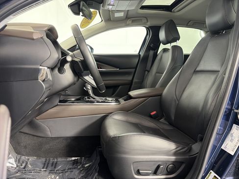 Used 2021 MAZDA CX-30 AWD 2.5 S w/ Premium Package image 6