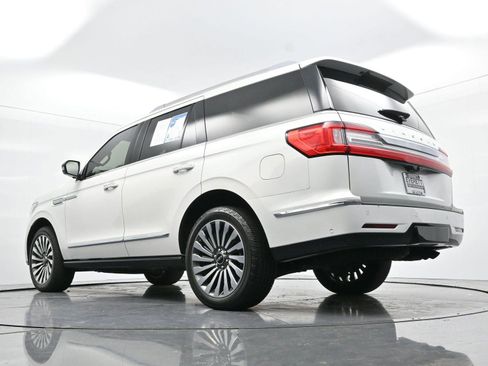 Used 2020 Lincoln Navigator Reserve w/ Luxury Package image 60