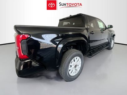 New 2025 Toyota Tacoma SR5
