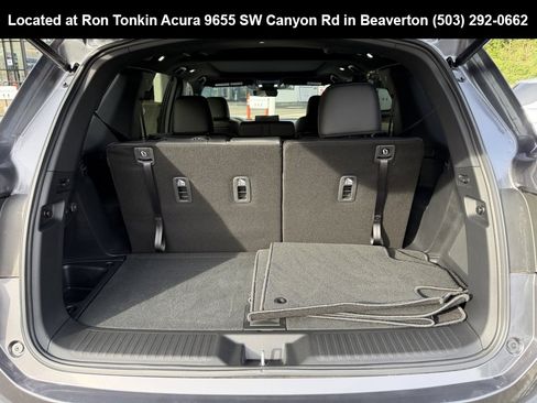 Used 2025 Honda Pilot Black Edition image 9