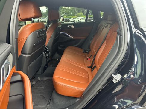 Used 2022 BMW X6 M50i w/ Executive Package AWD/4WD image 20