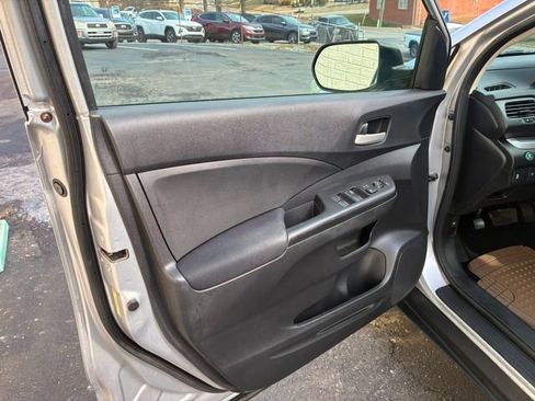 Used 2015 Honda CR-V LX image 15