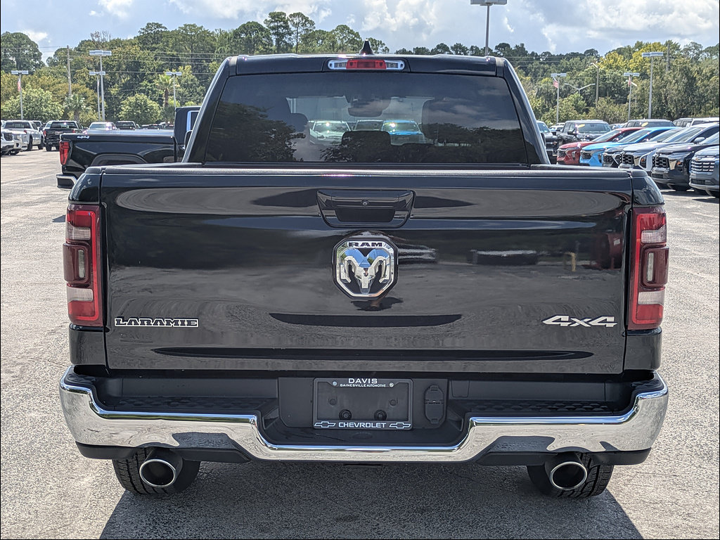 Used 2024 RAM 1500 Laramie AWD/4WD image 6