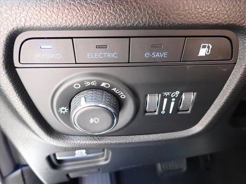 Used 2023 Jeep Grand Cherokee 4WD 4xe w/ Luxury Tech Group II image 19