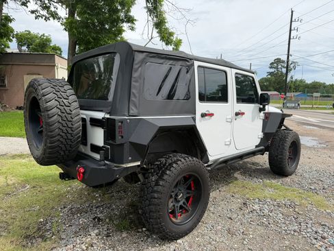 Used 2015 Jeep Wrangler Unlimited Sport AWD/4WD image 7