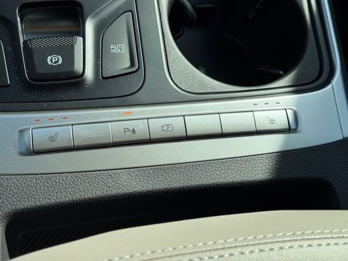 New 2026 Kia Carnival image 16