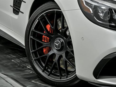 Used 2018 Mercedes-Benz SL 63 AMG image 4