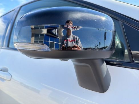 New 2026 Volvo XC60 B5 Ultra w/ Protection Package Premier image 9