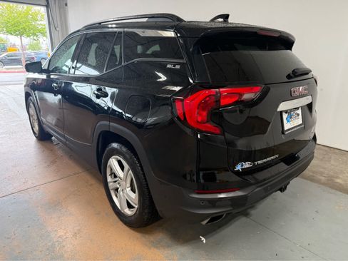 Used 2019 GMC Terrain SLE w/ GMC Pro Grade Package AWD/4WD image 3