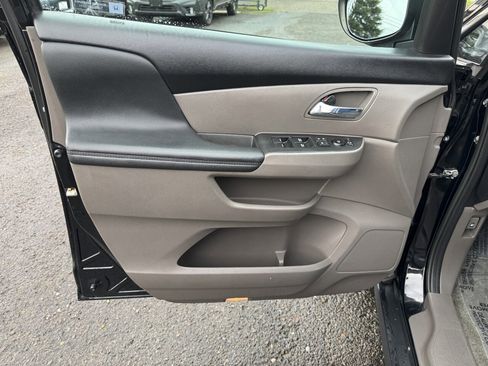 Used 2016 Honda Odyssey EX-L image 12
