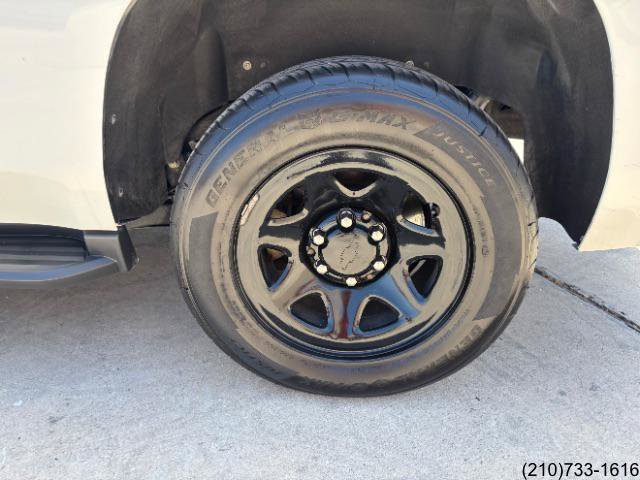 Used 2020 Chevrolet Tahoe 2WD image 30