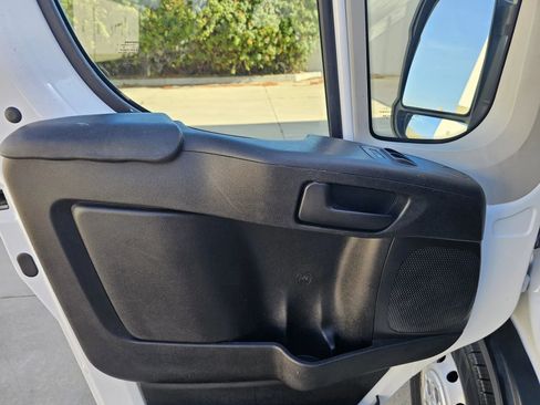 Used 2019 RAM ProMaster 2500 FWD image 10
