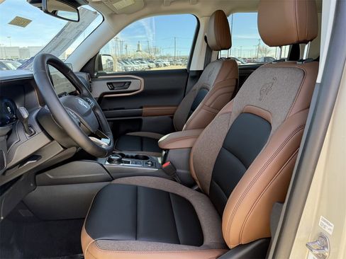 New 2025 Ford Bronco Sport Outer Banks image 43