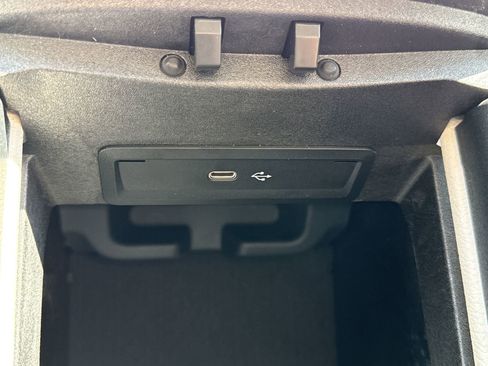 New 2025 Mercedes-Benz GLE 350 4MATIC image 32