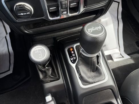 Used 2020 Jeep Wrangler Unlimited Sport S image 26