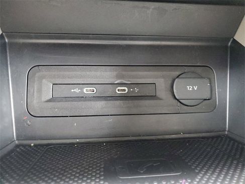 Certified 2023 Volkswagen Atlas SE image 21