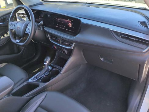 Used 2024 Buick Encore GX Sport Touring image 27