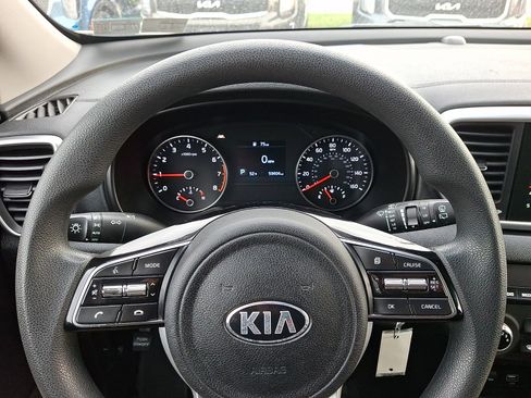 Used 2021 Kia Sportage LX image 18
