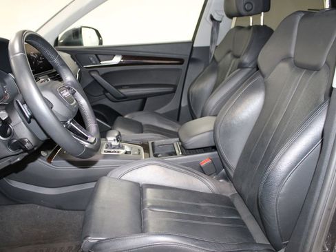 Used 2019 Audi Q5 2.0T Premium Plus w/ Premium Plus Package AWD/4WD image 16