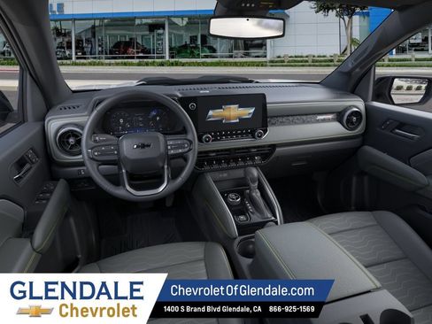 New 2026 Chevrolet Colorado ZR2 w/ Technology Package AWD/4WD image 15