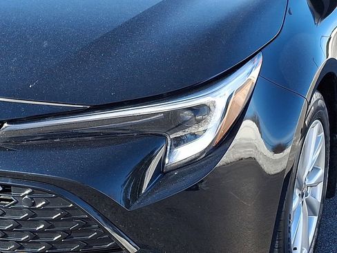 Used 2024 Toyota Corolla SE w/ SE Package image 10